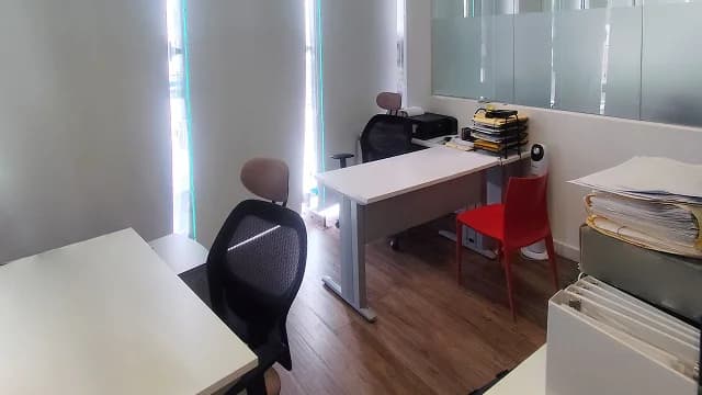 Infraestructura del centro de negocios WOL Center